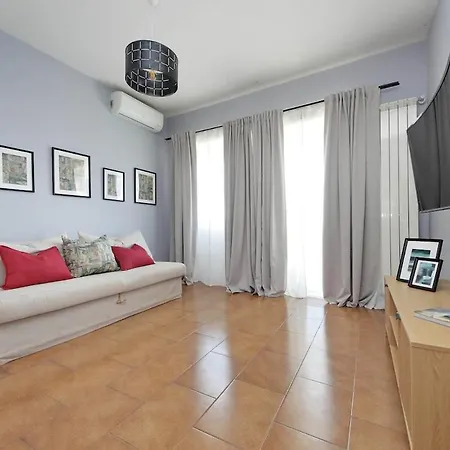 Ostiense Station Penthouse *